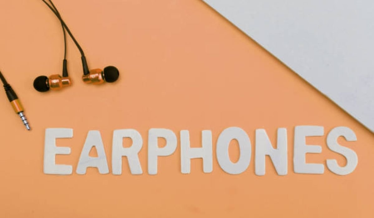 Earphones: A Complete Guide to Sound on the Go
